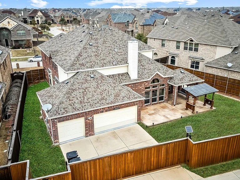 12467 Fallcreek Dr — Photo 27