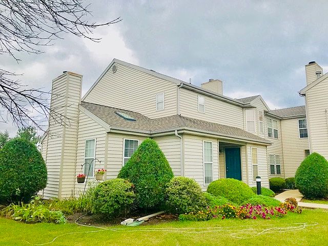 1st image of 608 Huntington Ct #608