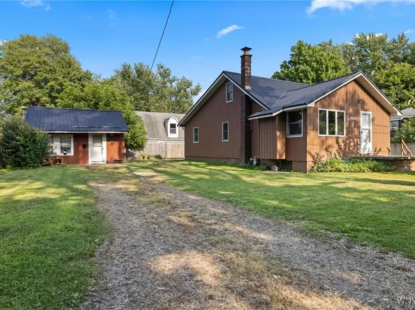 8635 Florence Ave, Angola, NY 14006