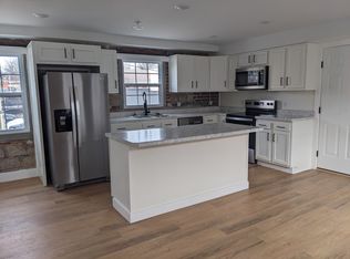 120 N Sprigg St APT 3, Cape Girardeau, MO 63701