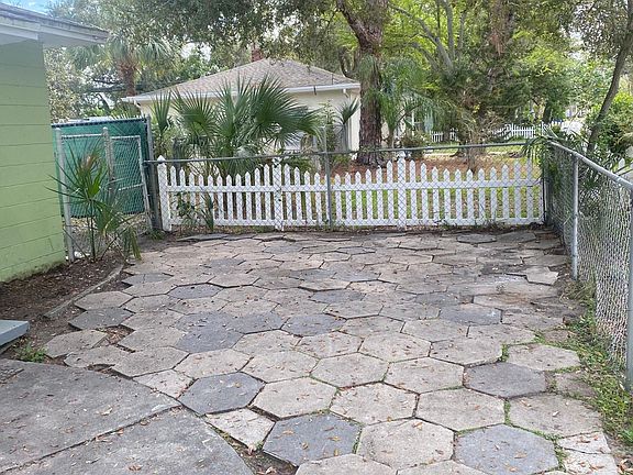 2nd image of 2636 5th St S #2636