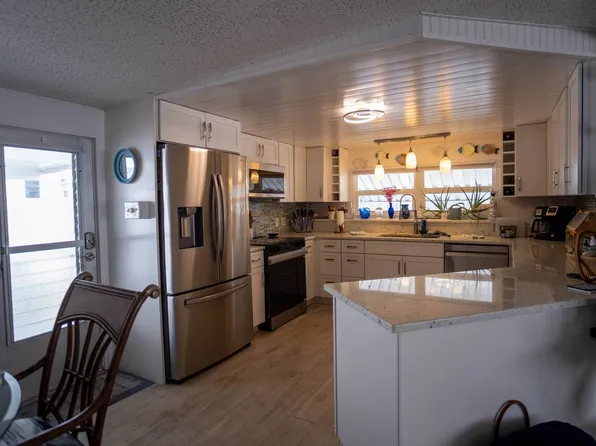 124 Pier E, Naples, FL 34112