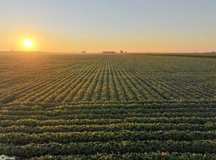 1 Grand Ave, Aplington, IA 50604
