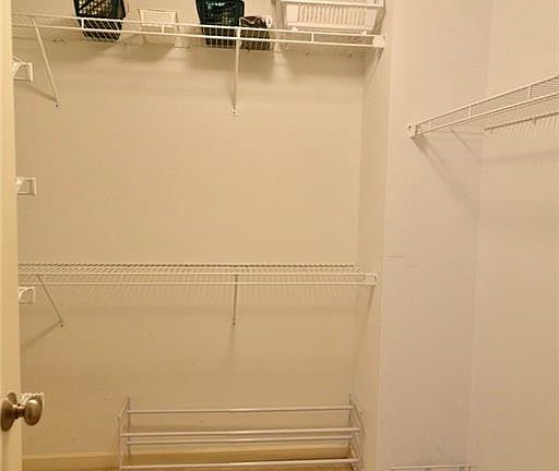 2nd image of 19 Walker Cir