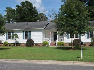 108 S Eden Dr, Washington, NC 27889