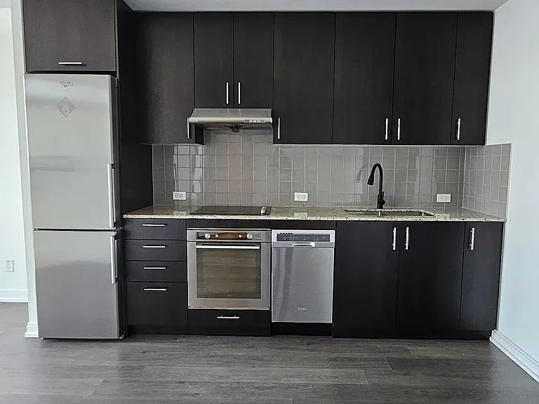 255 Village Green Sq #3309 — Photo 7