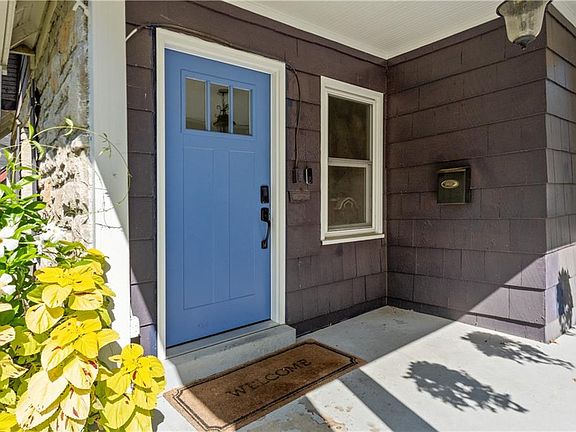 3rd image of 7139 Grand Ave