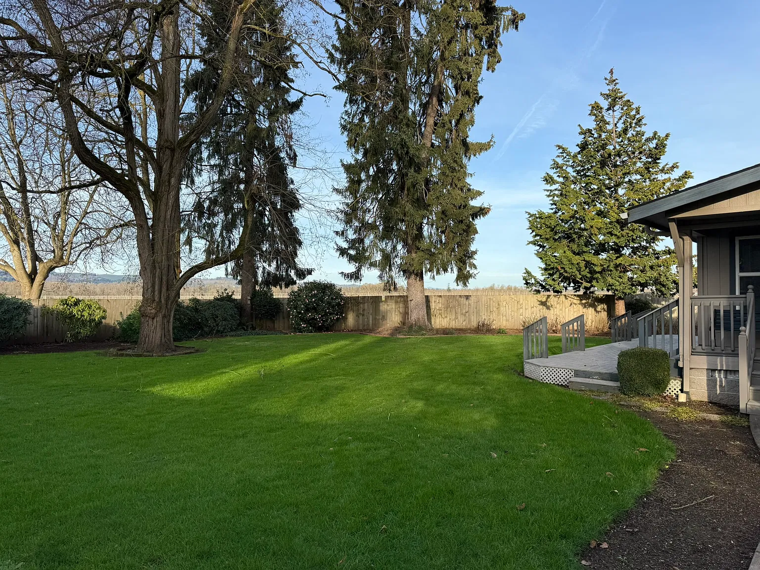 3 bed, 2088 sqft, $2,500 — Photo 4