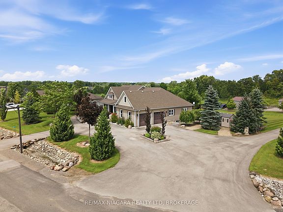 2nd image of 5477 Attema Cres