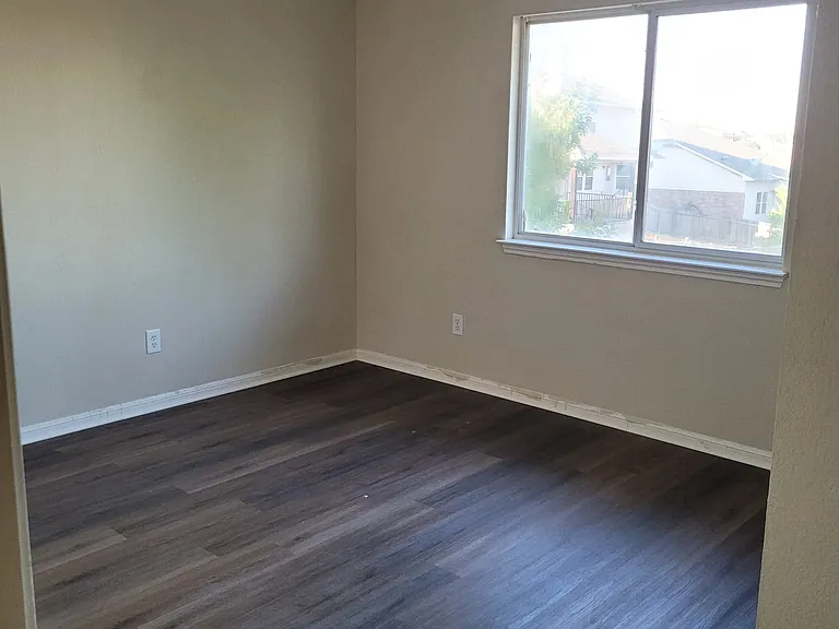3733 Eagles Nest St — Photo 14