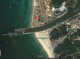 20031 Breton St, Spring Lake, MI 49456