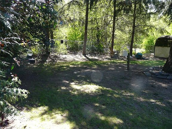 5th image of 4916 231st Street Ct E