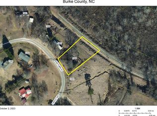 1473 Goat Farm St, Hickory, NC 28601