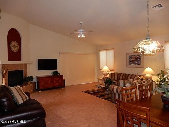 2nd image of 554 W Links Ln