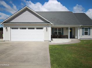 152 Plantation Oaks Dr, New Bern, NC 28560