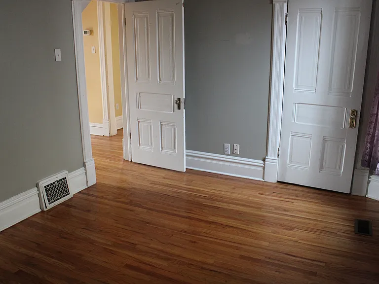 324 E 7th Ave — Photo 10