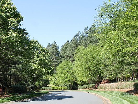 2nd image of 7005 Lakeside Point Dr