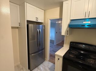 4 Brook Rd APT 5, Salem, NH 03079