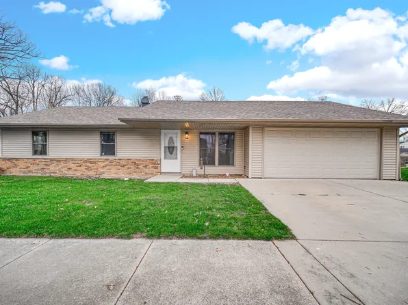 1802 Lind Ln, Valparaiso, IN 46383