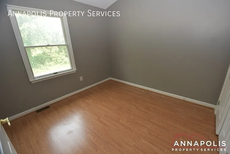 1629 Elkwood Ct — Photo 16