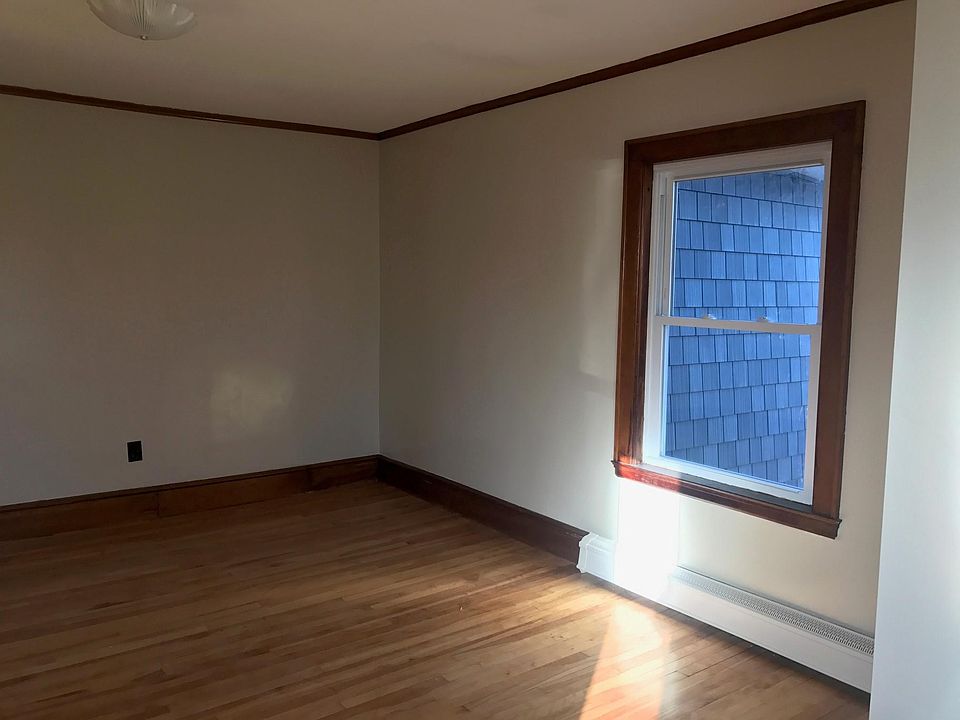 1st image of 4 Plymouth St
