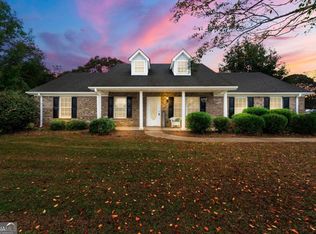 401 Princely Ct, Hampton, GA 30228