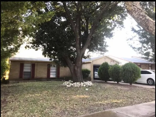 9412 Timberbluff Rd, Dallas, TX 75249