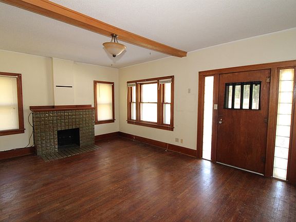 5th image of 521 S Denver St