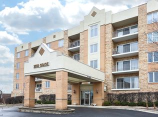 2260 S Grace St APT 108, Lombard, IL 60148