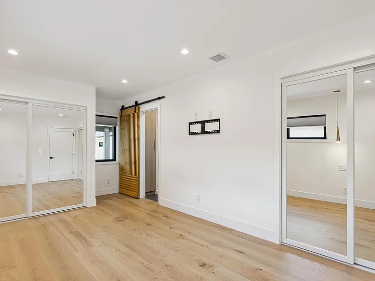 5713 Ranchito Ave — Photo 20