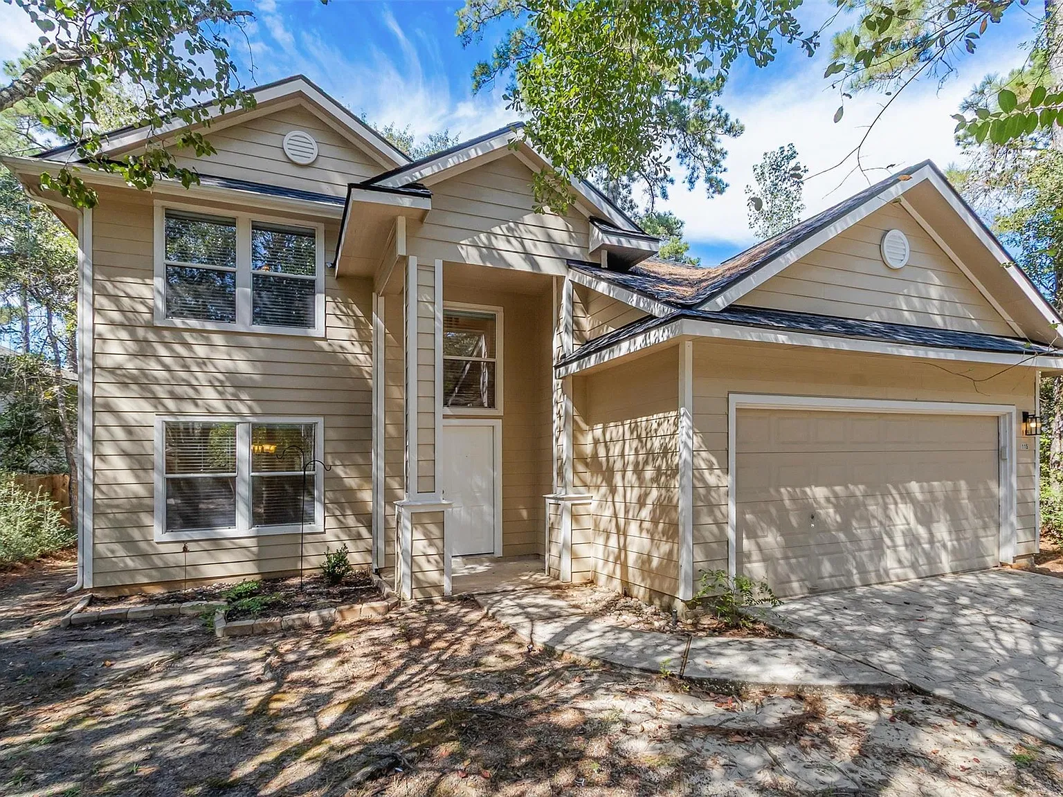 4 bed, 2.5 bath, 2229 sqft, $2,500 — Photo 3