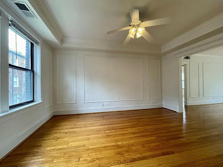 6323 S Rosebury Ave #2E — Photo 5