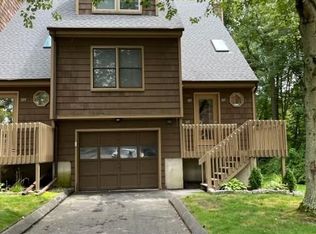 103 Meadow St, Milford, CT 06461