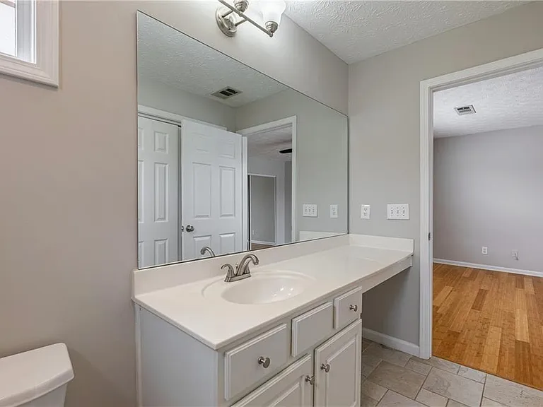211 Harmony Ct — Photo 21