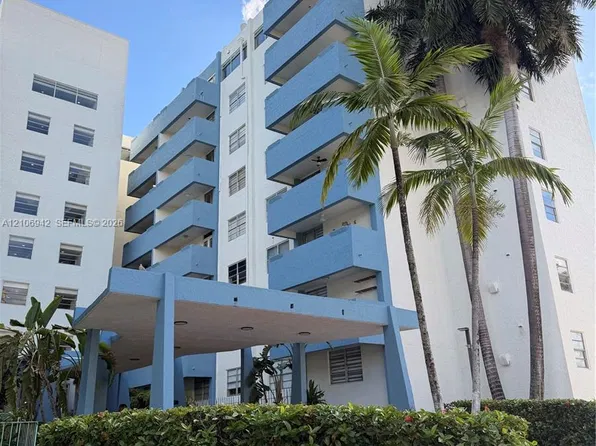 5050 NW 7th St, Miami, FL