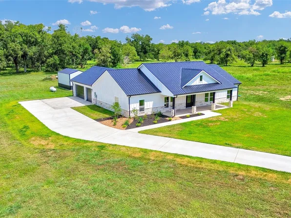 2168 County Road 36, Angleton, TX 77515