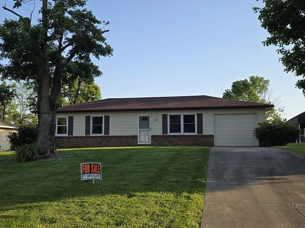 8824 N Miami Rgd Rd, Columbus, IN 47201