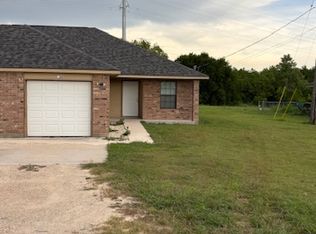 544 Crest Circle Dr, San Marcos, TX 78666