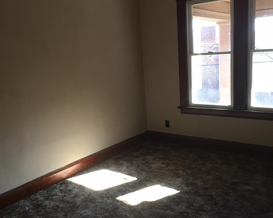 1st image of 822 W Vine St #824