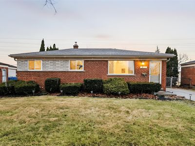 30745 Iroquois Dr, Warren, MI, 48088