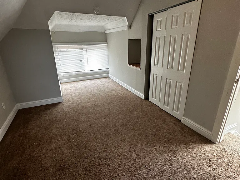 34 E Maynard Ave — Photo 11