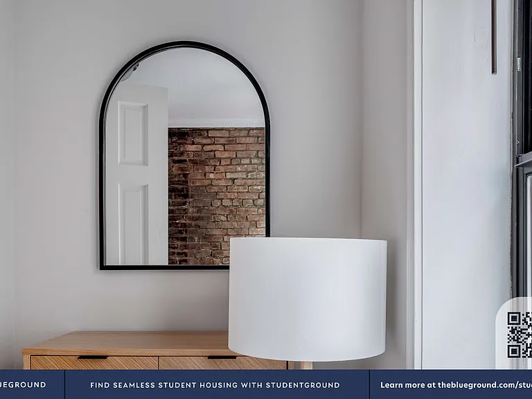 118 Christopher St #2 — Photo 11