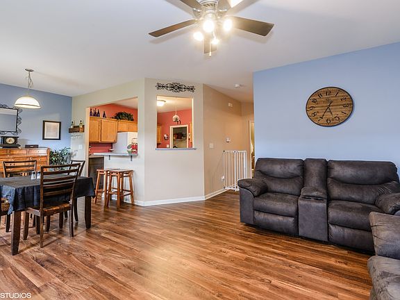 4th image of 347 Manning Dr