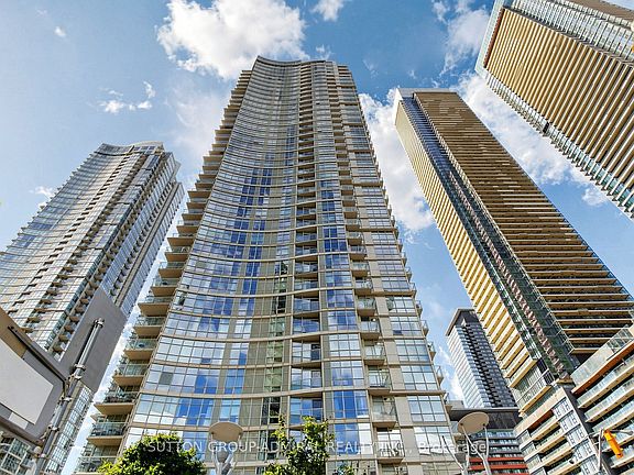 3rd image of 10 Navy Wharf Ct #3601