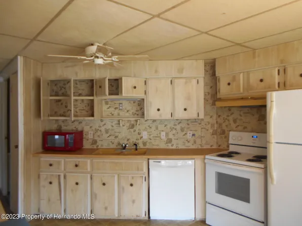 9762 Scepter Ave, Brooksville, FL 34613