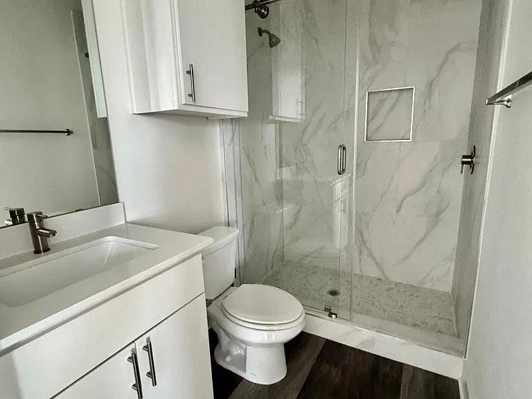 6410 Porter St #B — Photo 11