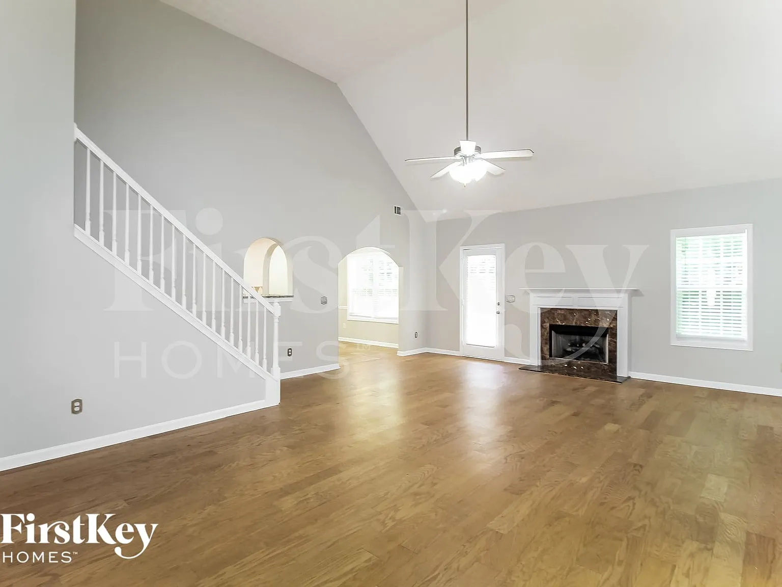 3 bed, 2.0 bath, 1841 sqft, $2,040 — Photo 3