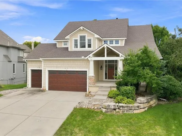 5415 W 161st Ter, Overland Park, KS 66085