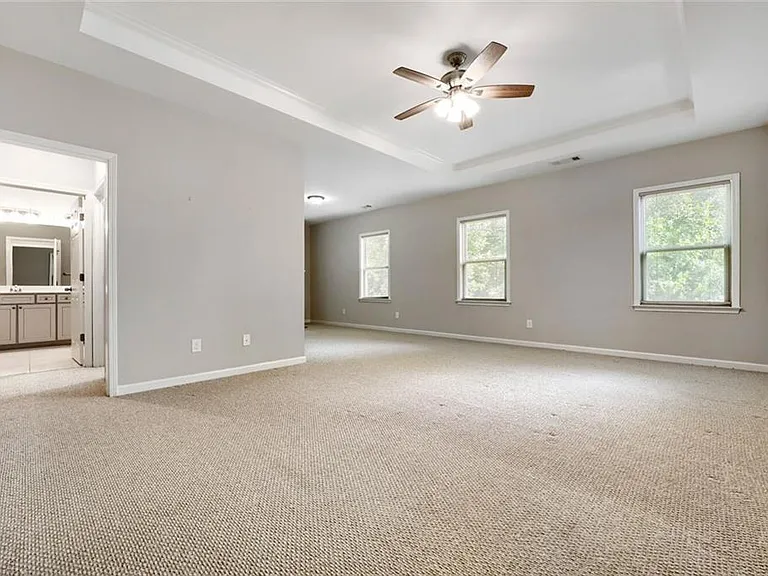 3585 Ashcroft Dr SE — Photo 13