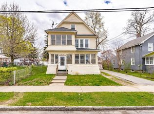 33 Littleton St, Springfield, MA 01104